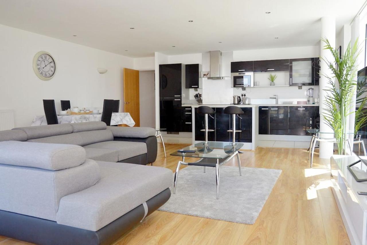 Excel Luxury Flat Appartement Londen Buitenkant foto